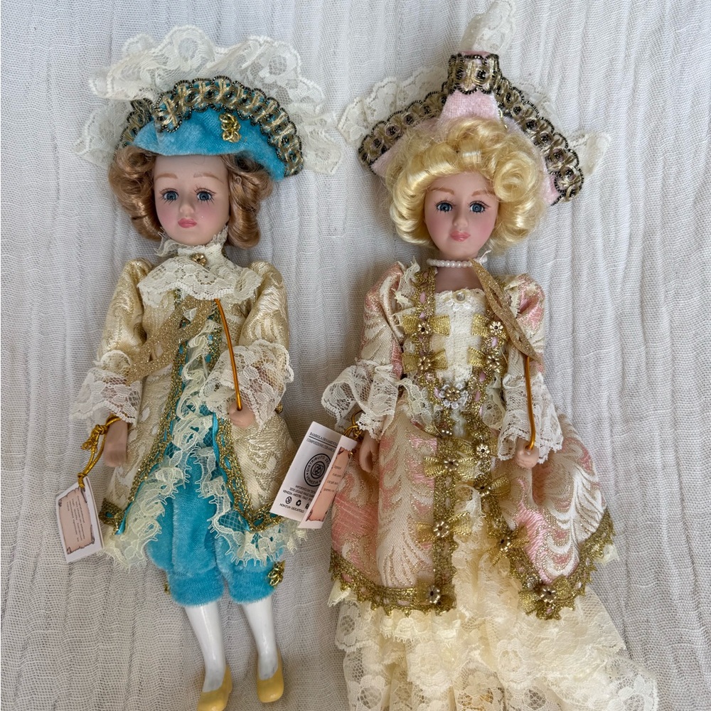 Venetian Style Doll Set - Blue and Pink